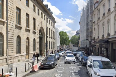 LOCATION-CA13-1051-httpwwwcapitaltransactionfr-PARIS-photo