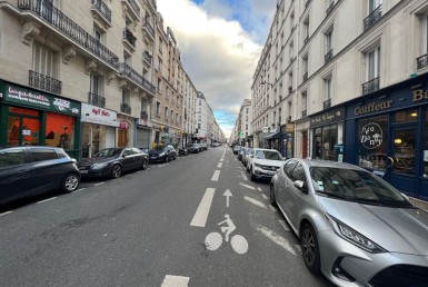 LOCATION-CA13-1079-httpwwwcapitaltransactionfr-PARIS-photo