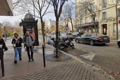 LOCATION-CA13-1147-httpwwwcapitaltransactionfr-PARIS-photo