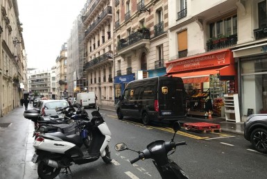 LOCATION-CA13-1162-httpwwwcapitaltransactionfr-PARIS-photo