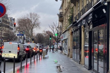 LOCATION-CA13-129-httpwwwcapitaltransactionfr-PARIS-photo