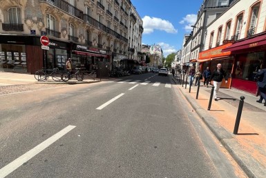 LOCATION-CA13-1415-httpwwwcapitaltransactionfr-PARIS-photo