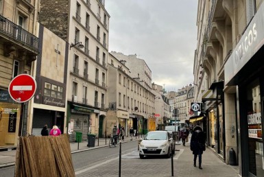 LOCATION-CA13-155-httpwwwcapitaltransactionfr-PARIS-photo