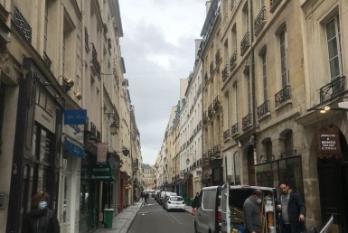 LOCATION-CA13-333-httpwwwcapitaltransactionfr-PARIS-photo