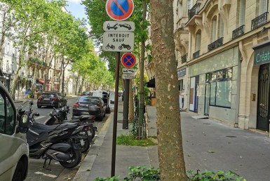 LOCATION-CA13-430-httpwwwcapitaltransactionfr-PARIS-photo