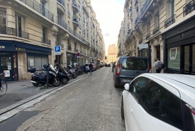 LOCATION-CA13-548-httpwwwcapitaltransactionfr-PARIS-photo