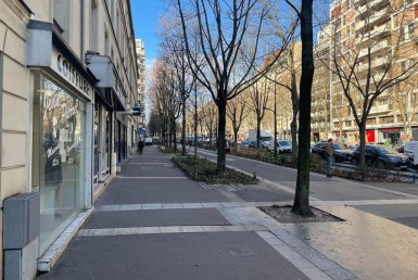 LOCATION-CA13-630-httpwwwcapitaltransactionfr-PARIS-photo