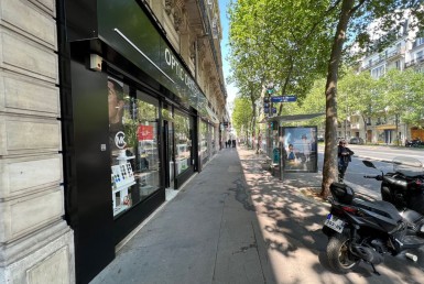 LOCATION-CA13-760-httpwwwcapitaltransactionfr-PARIS-photo