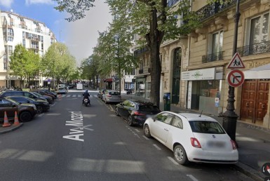 LOCATION-CA13-795-httpwwwcapitaltransactionfr-PARIS-photo