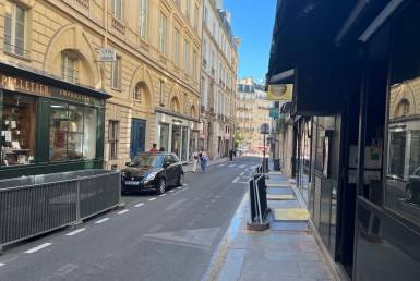 LOCATION-CA13-810-httpwwwcapitaltransactionfr-PARIS-photo