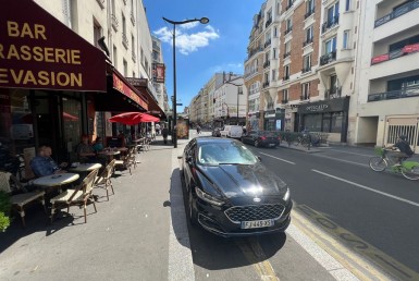 LOCATION-CA13-815-httpwwwcapitaltransactionfr-PARIS-photo