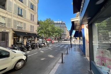 LOCATION-CA13-865-httpwwwcapitaltransactionfr-PARIS-photo