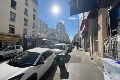 LOCATION-CA13-888-httpwwwcapitaltransactionfr-PARIS-photo